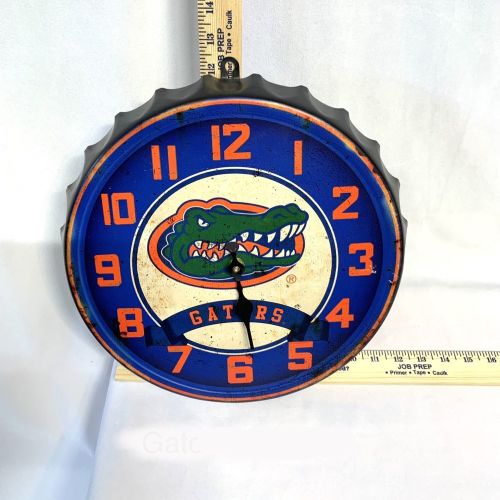 Gator Clock